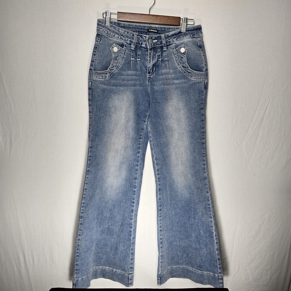 Flamingals Flared Wide Leg High Waist Light Wash Denim Jeans Women’s Size M 6/8